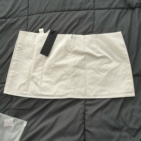 LIONESS White Bow Mini Skirt - Picture 4 of 4